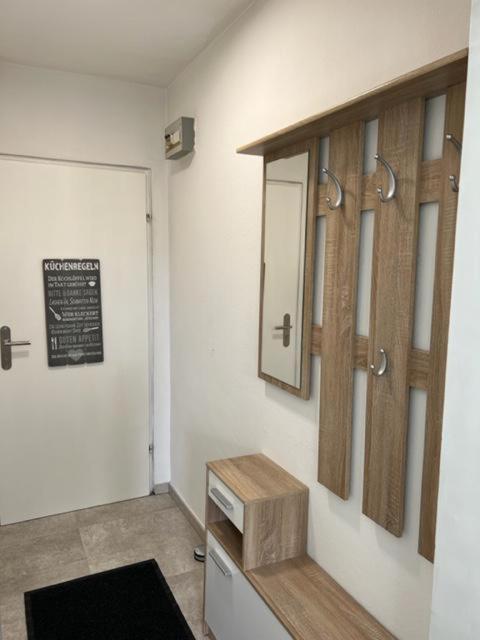 Ruhiges Und Klimatisiertes Apartment シュトゥットガルト エクステリア 写真